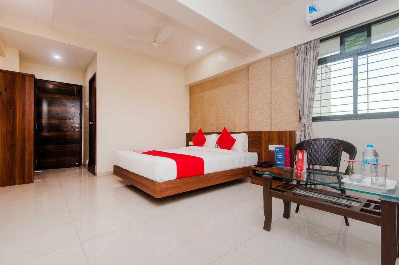 Hotel Park Inn Vasai Luaran gambar